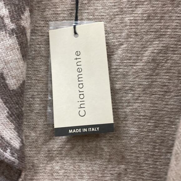 Chiaramente NWT women’s size L wool blend animal print cardigan sweater - Picture 5 of 8